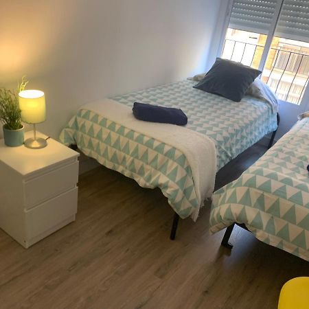 Centro Grupos Malaga Parking Gratis 3 Apartamento Exterior foto