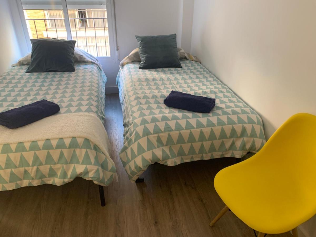 Centro Grupos Malaga Parking Gratis 3 Apartamento Exterior foto
